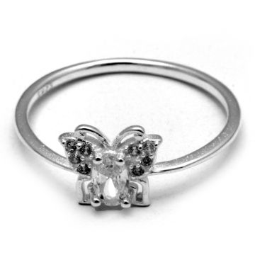 Cubic Butterfly Ring